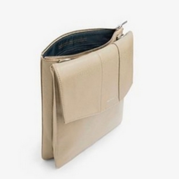 Host Pick Matt & Nat Hamel Dwell Vegan Leather Hobo Bag - Picture 3 of 13